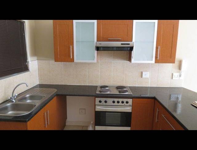 2 BEDROOM APARTMENT RENTED IN WALMER HEIGHTS